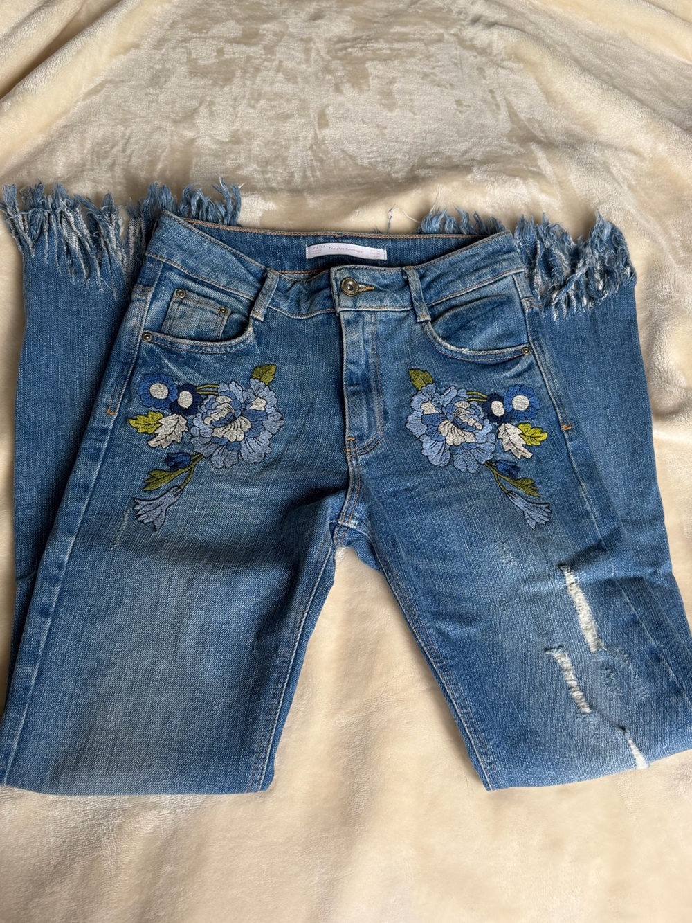 Zara Embroidered Flower Fringe Jeans